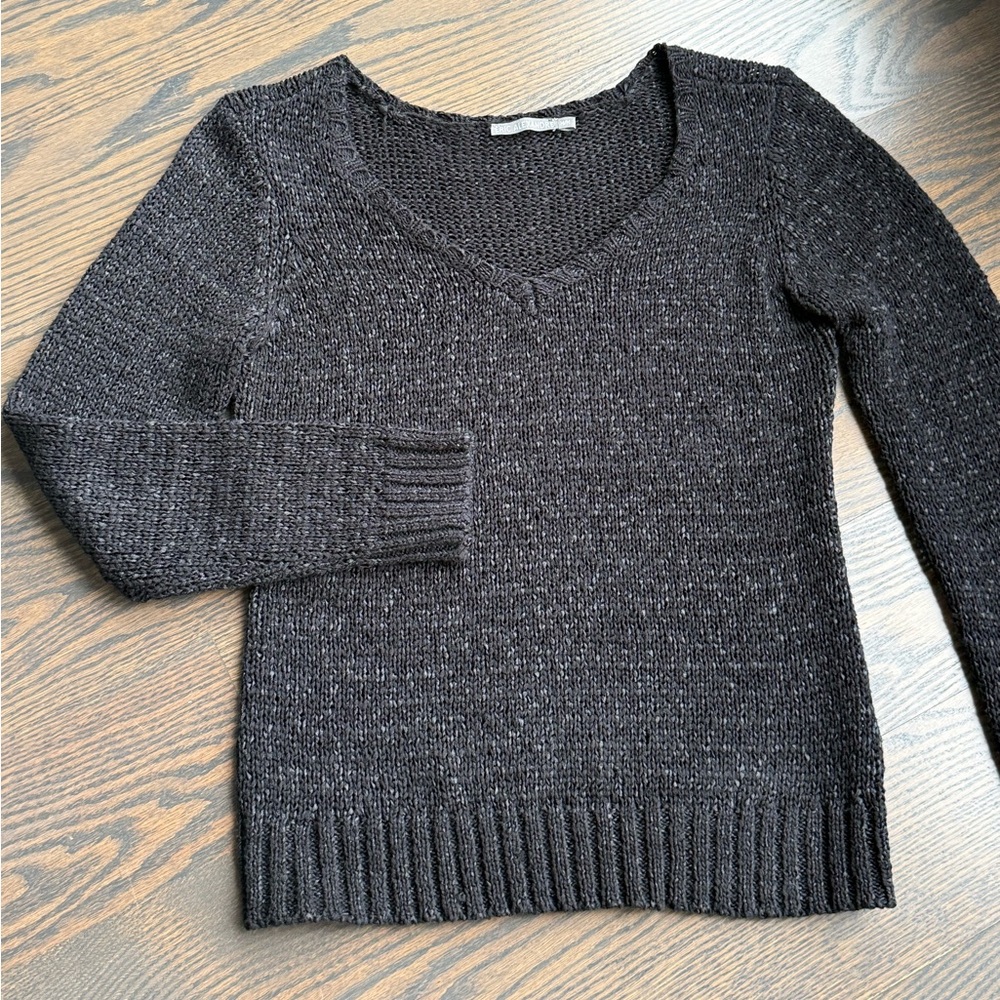 Women's V neck marled cotton textured Sweater M